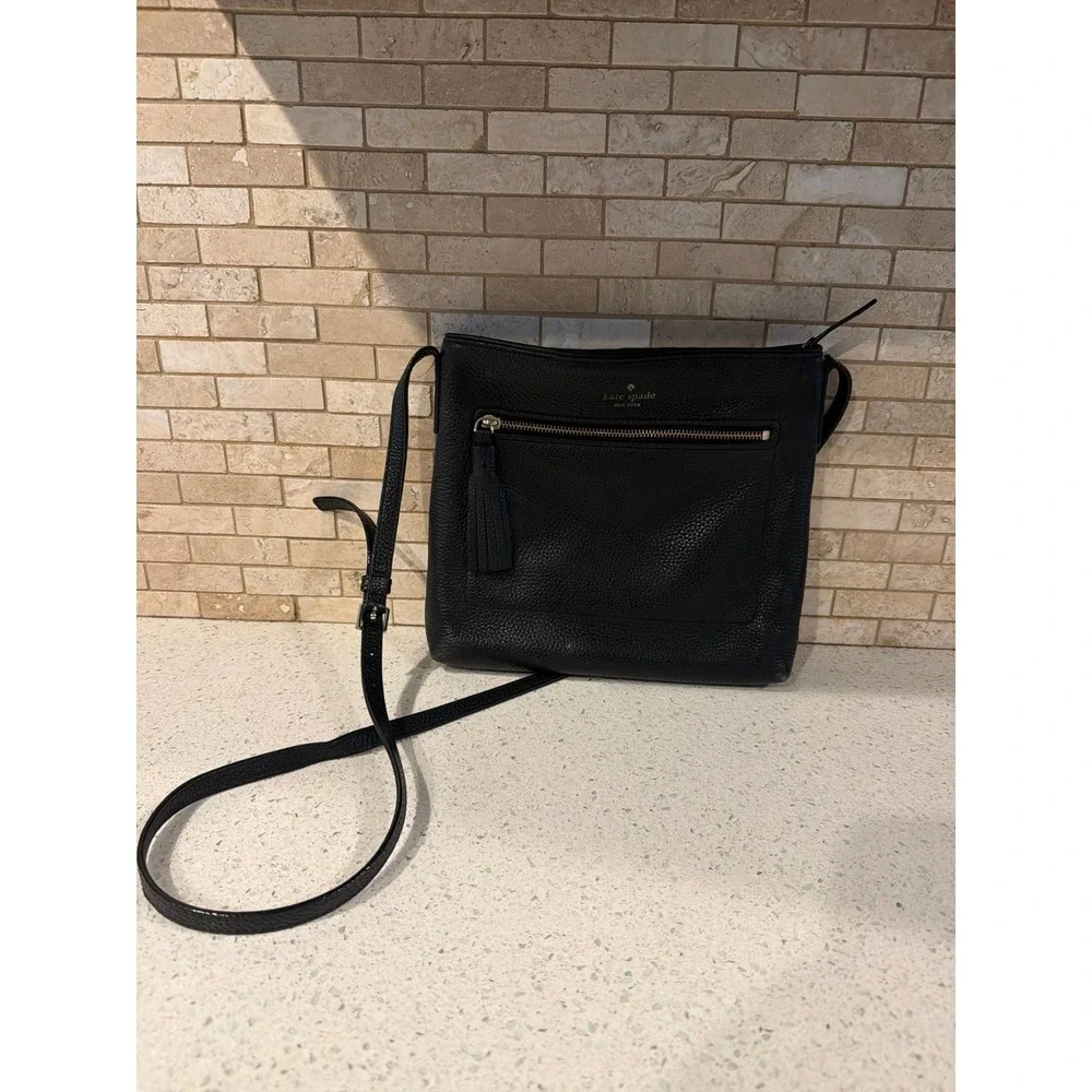 Kate Spade New York Black Pebbled Leather Crossbody Bag Tassel Zip Pocket
